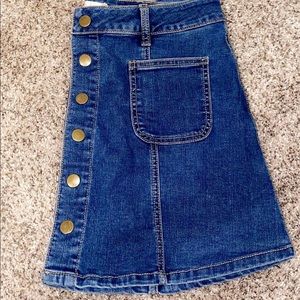 Button up jean skirt!